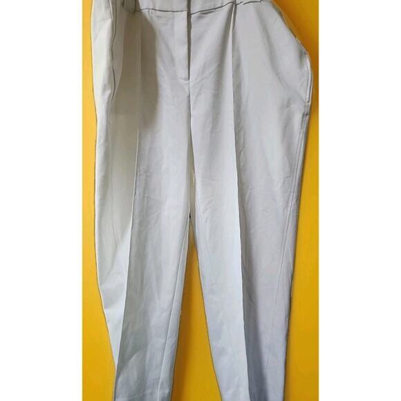 LANE BRYANT - WOMEN'S 22 - WHITE THE 4 SEASON New Stretch Excellent CR10 Comfy - Picture 1 of 6